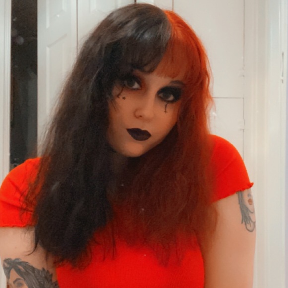 Meet your Posher, Christy - Picture 3 of 9